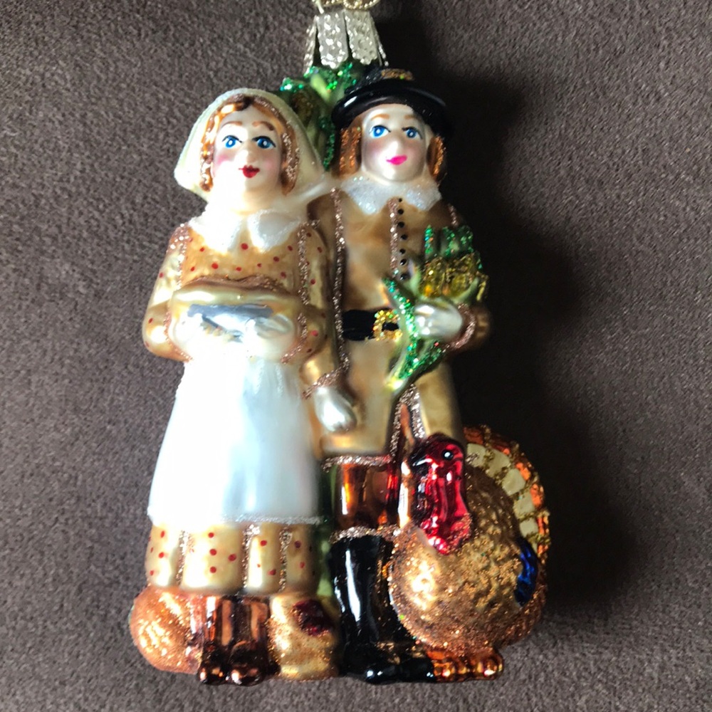 Festive Pilgrim Pumpkin Couple Glass Ornament